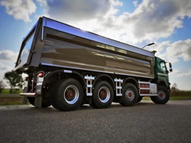 Volvo FMX 8x8 C-ride voor K.R. Wisman
